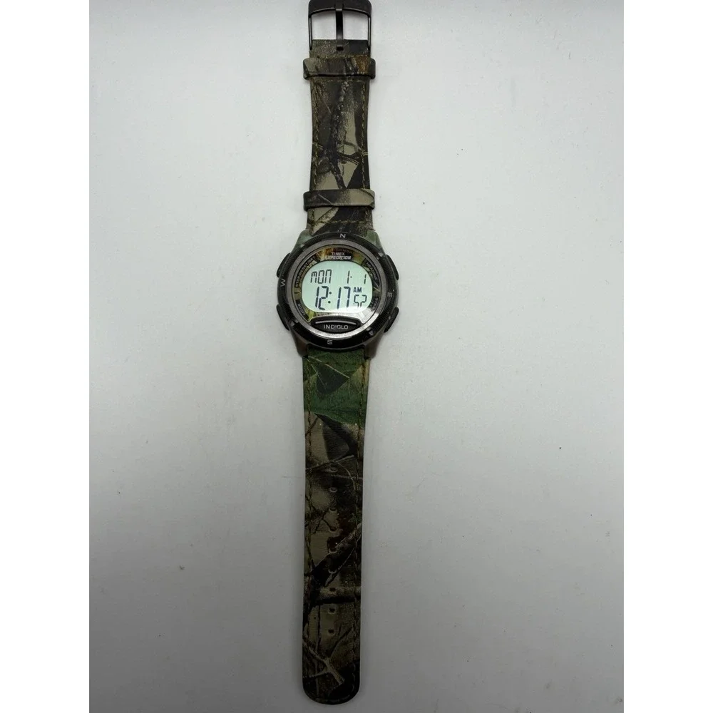 Timex T40611 Realtree Camo New Battery Mens Watch 43MM 8